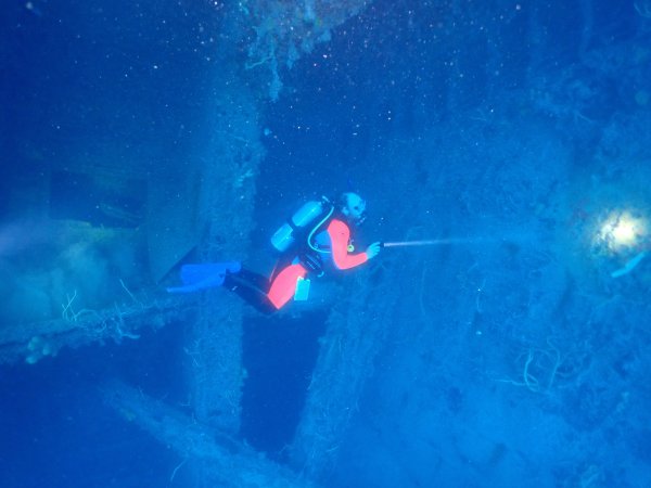 Daniel Li, , , Rainbow Reef Dive Center, Key Largo, Florida Keys image