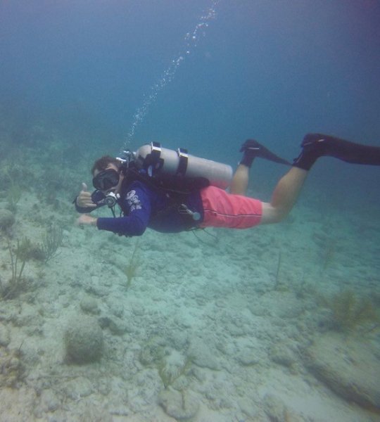 Jake Hum, PADI Open Water Scuba Instructor - Support Staff, Intern | Rainbow Reef Dive Center, Key Largo, Florida Keys image