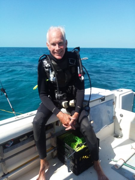 Lou H, PADI DiveMaster - Captains, Captain | Rainbow Reef Dive Center, Key Largo, Florida Keys image