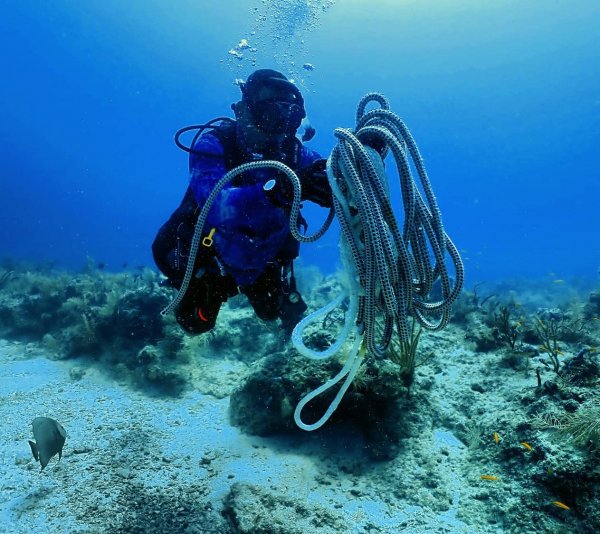Patrick Bo, PADI DiveMaster - DiveMasters, Divemaster | Rainbow Reef Dive Center, Key Largo, Florida Keys image