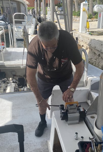 Willie,  - Support Staff, Mechanic | Rainbow Reef Dive Center, Key Largo, Florida Keys image